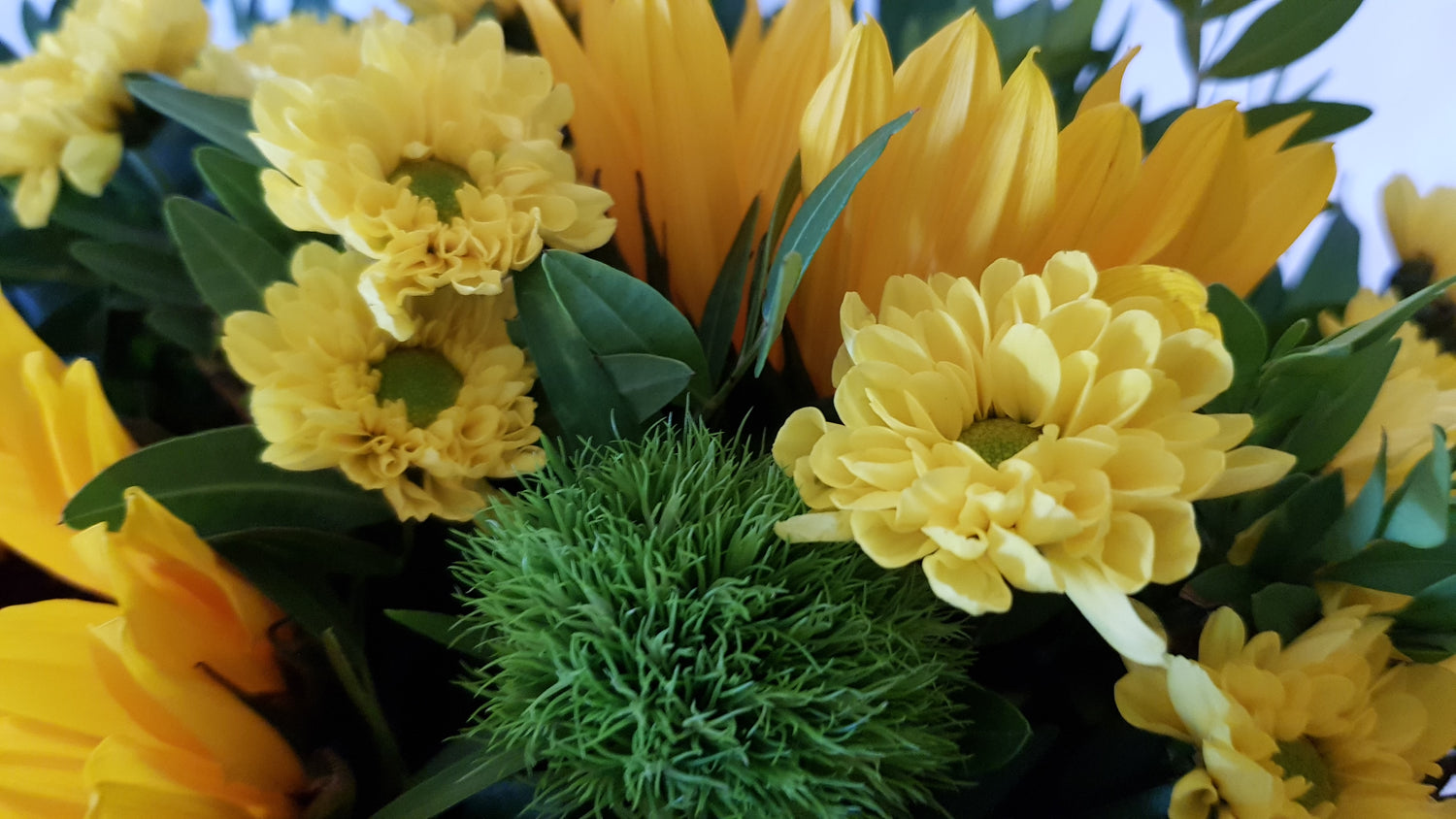 Blumenstrauß zum Geburtstag in Gelb