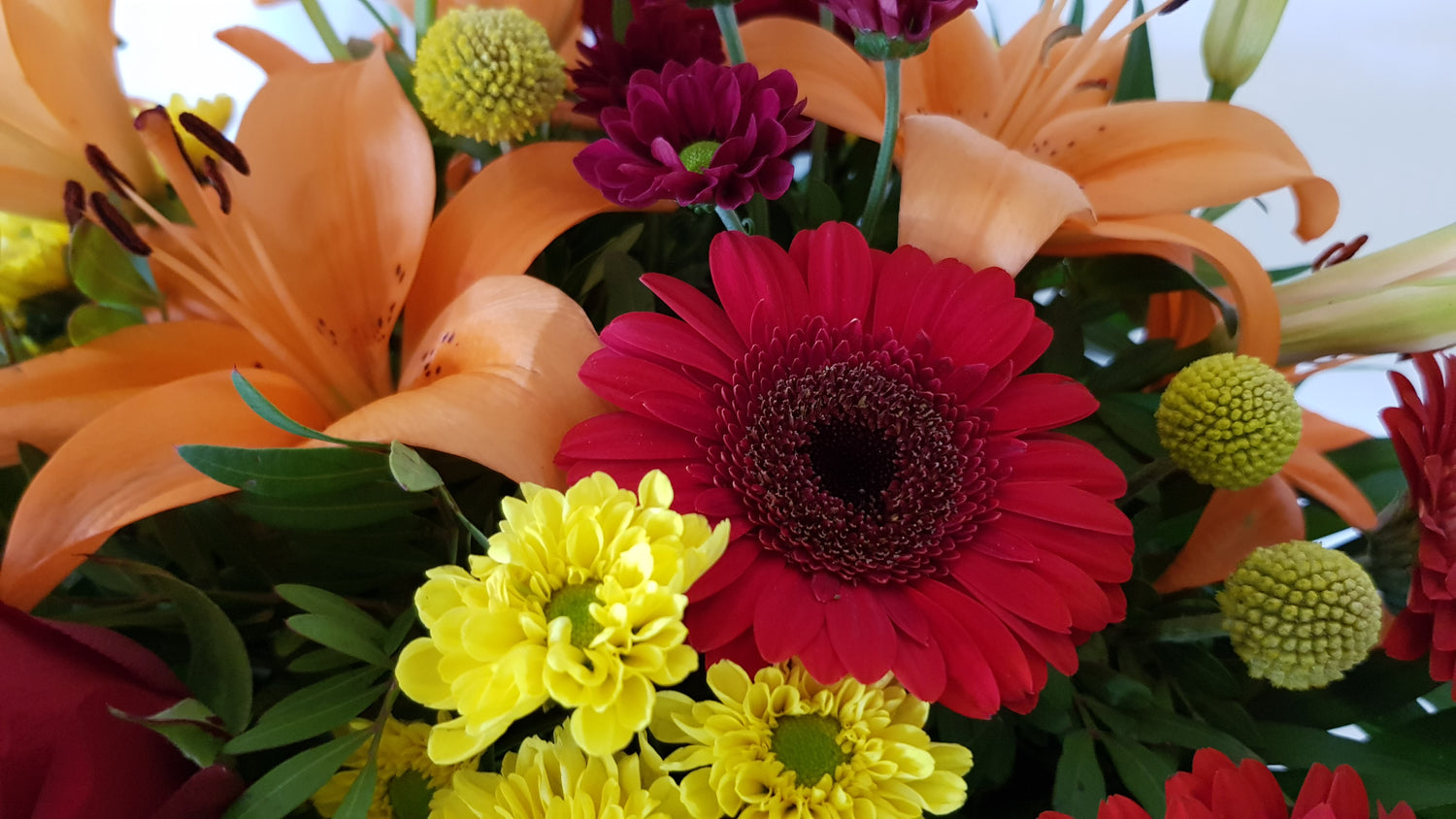 Blumenstrauß Lieferung zu Morgen - Blumenstrauß bis 12 Uhr bestellen , heute Versandfertig und morgen im laufe des Tages erfolgt die Zustellung