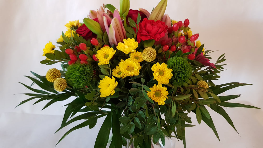 Frischer Blumenstrauß mit bunten Blumen ,, Bunte Liebe,,