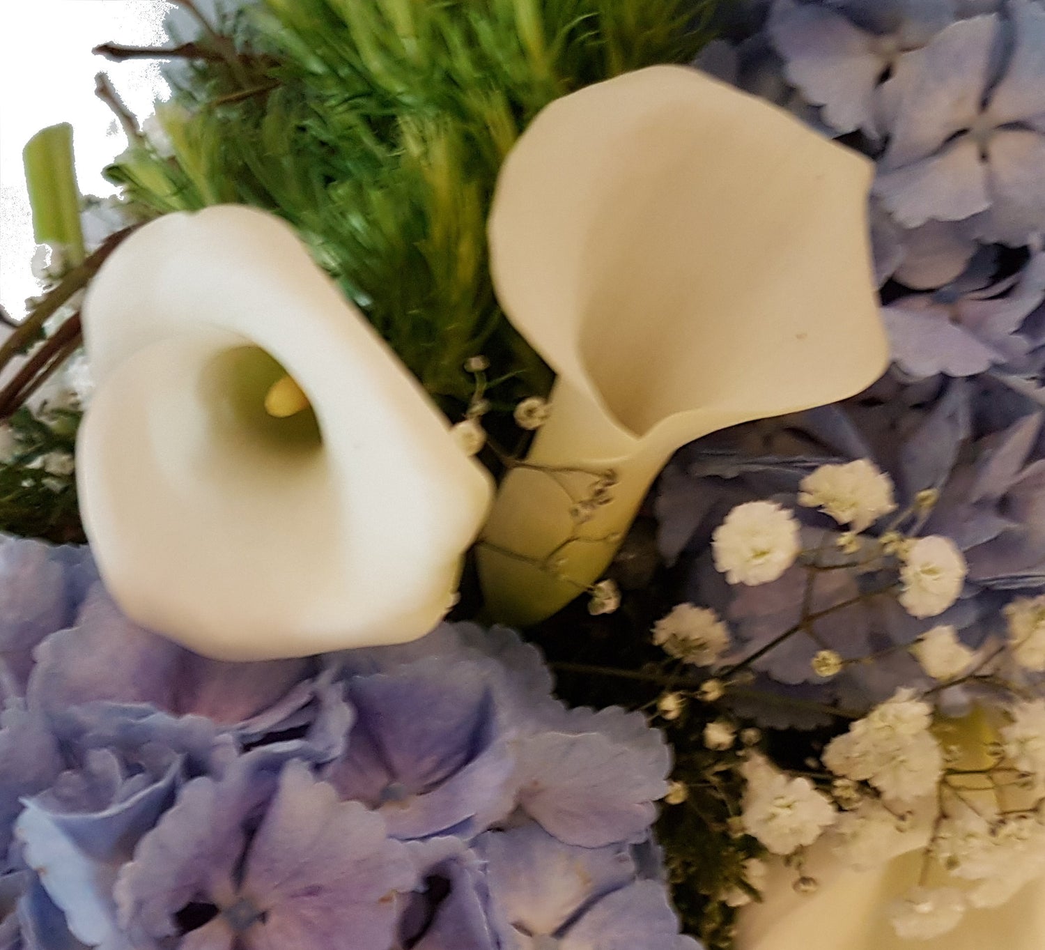 Blumen Beerdigung in Blau Weiss