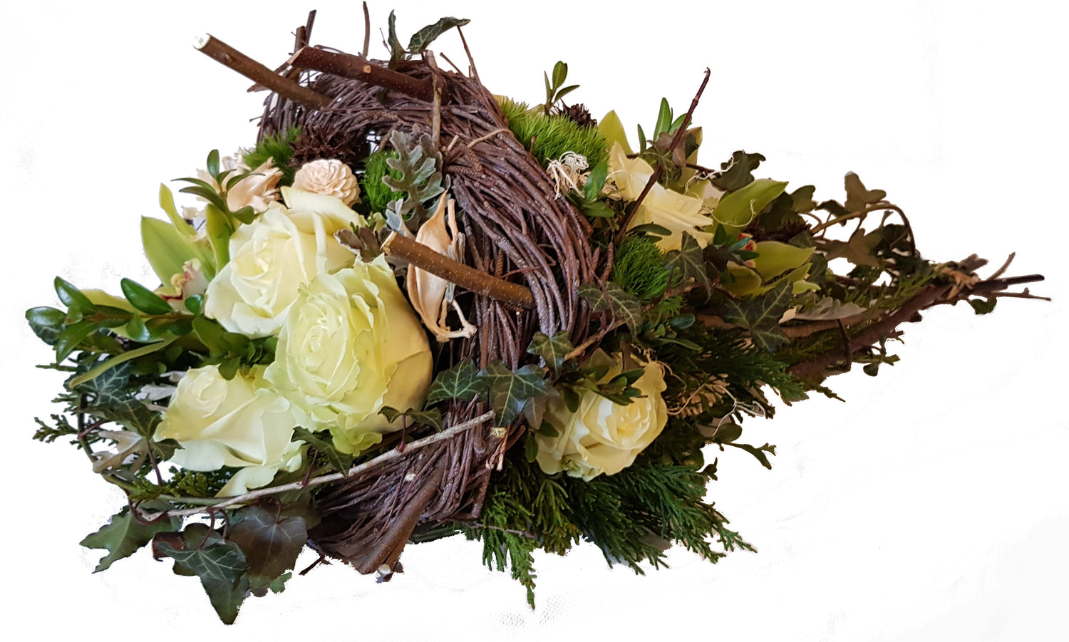 Grabstrauß ✱ edle Blütenpracht ✱ blumig und liebevoll gestaltet – Rosenrot Flora Trans
