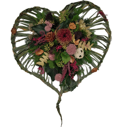 Herz Haltbares Gesteck in Rosa 