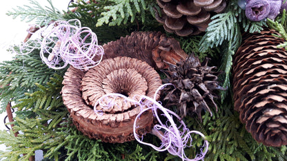 Grabgesteck Winter mit Naturmaterialien