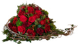 Gesteck Beerdigung Herz in Rot mit roten Rosen