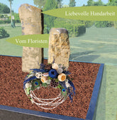 Gesteck Friedhof in blau weiß